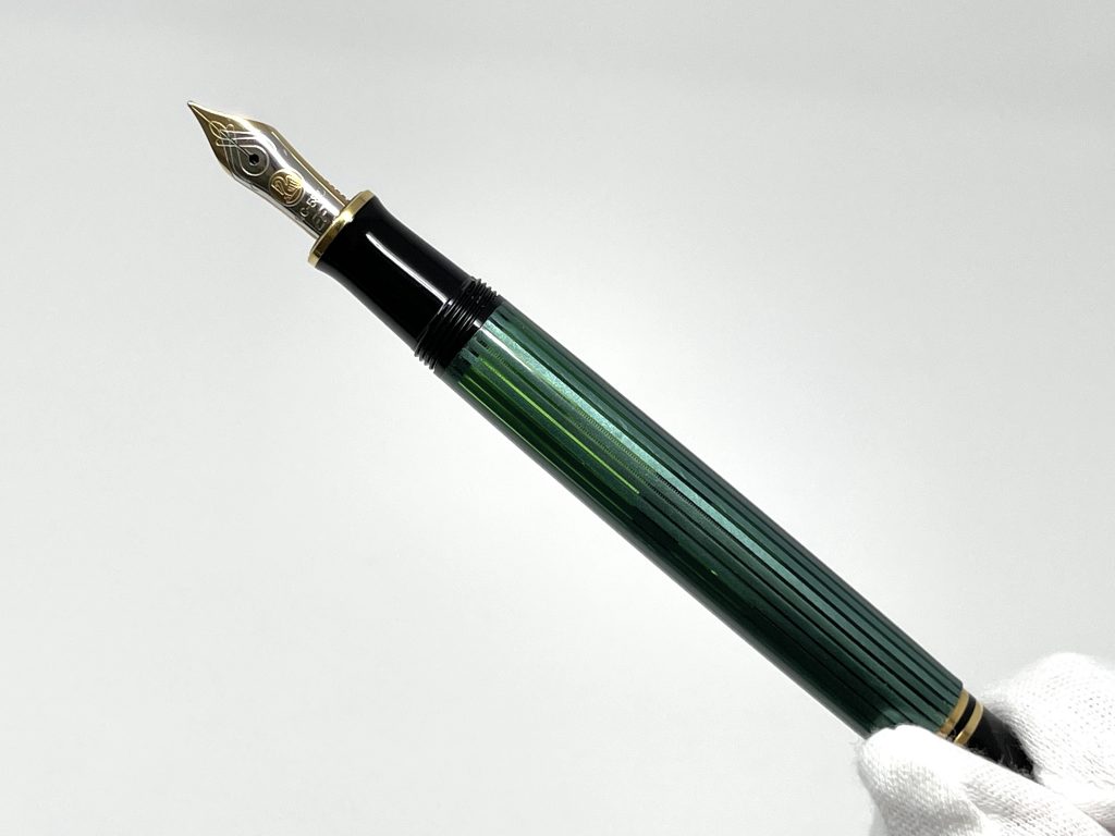 ペリカンM400愛用レビュー】実用性と美しさを兼ね備えた万年筆 – けい 
