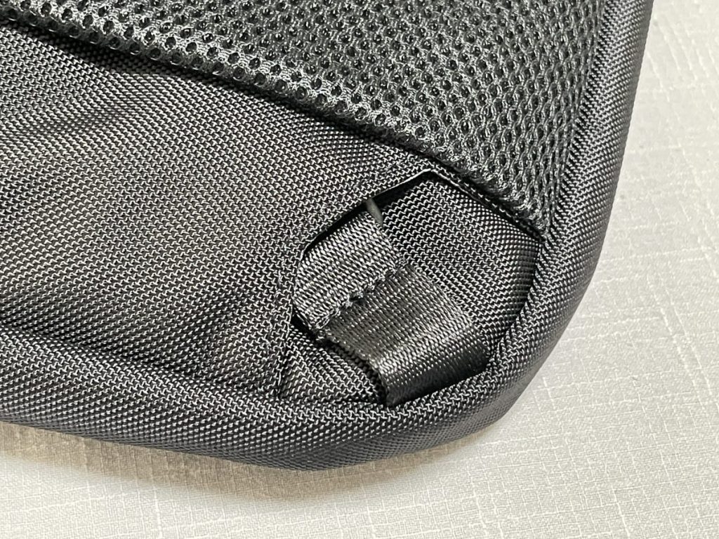 3WAYスマートバッグのバックルは使わない時に収納できる